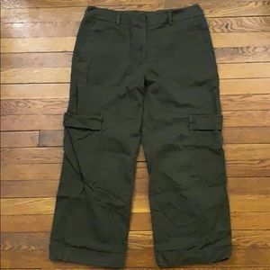 High-waisted green khaki wide leg cargo pants